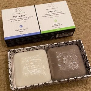 Drunk Elephant Baby Pekee Bar and Baby Juju Bar